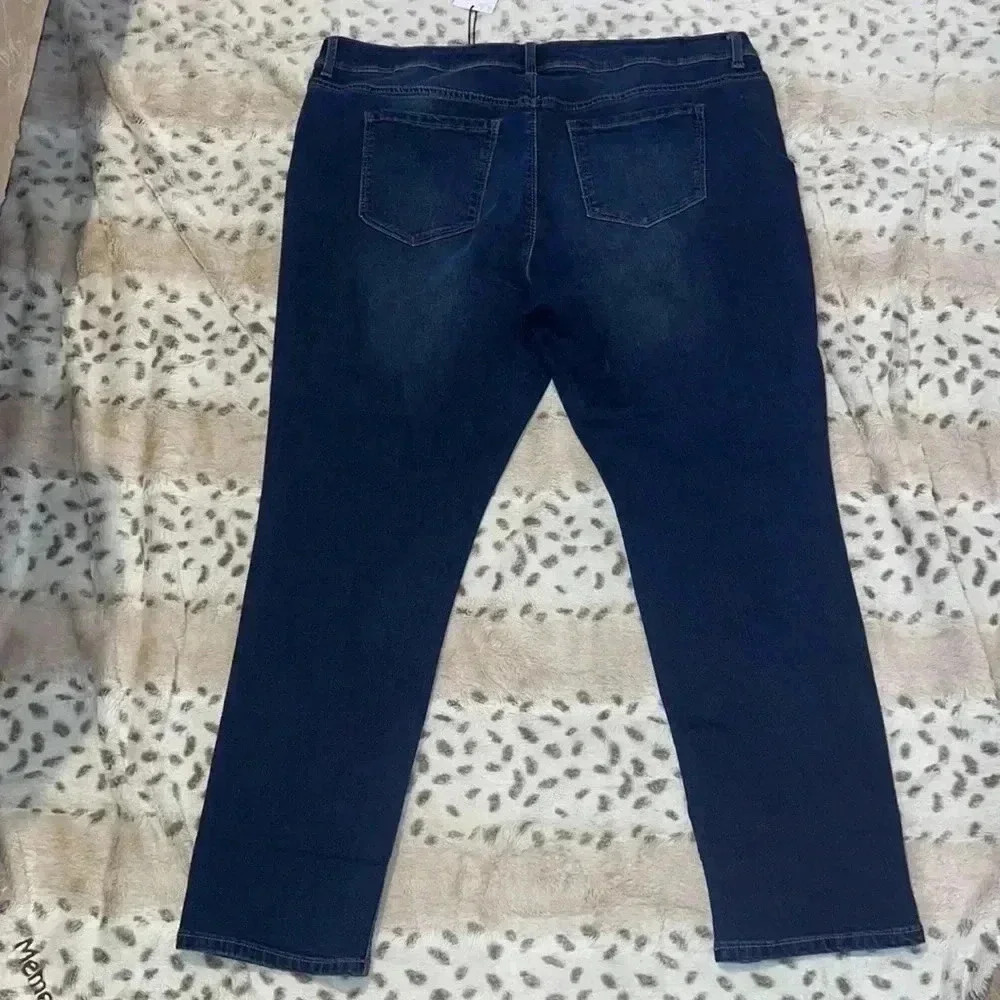 NWT Black Daisy Jeans - Picture 2 of 5